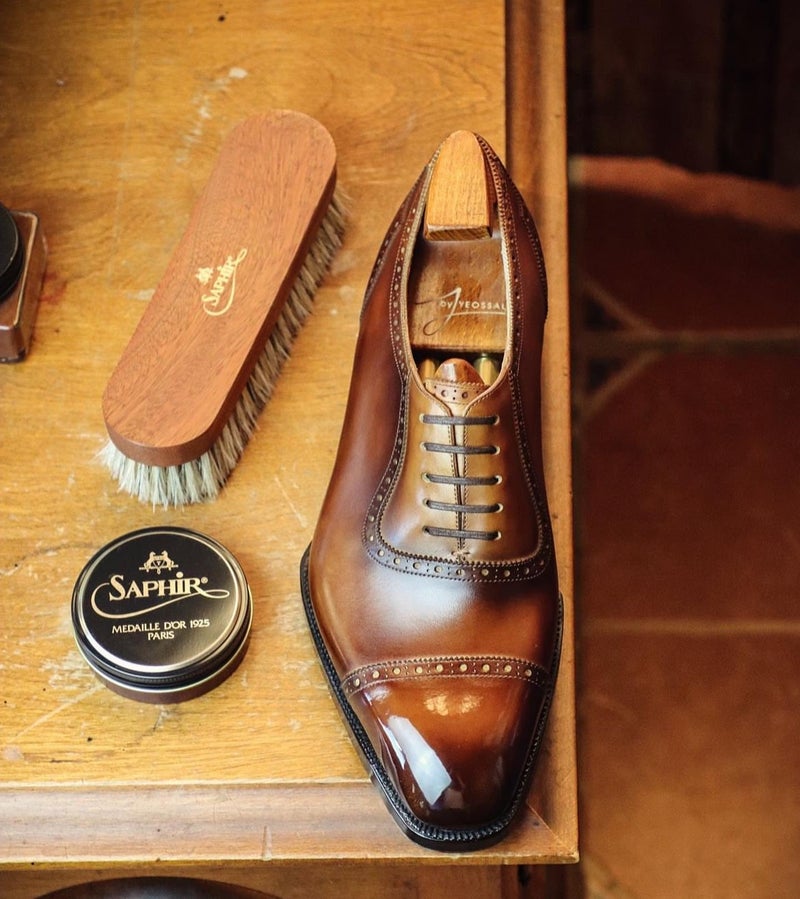 Saphir Medaille dâ€™Or Pate De Luxe - Natural Wax Shoe Polish for Leather Shining - 100 ml - Mahogany - Image 4
